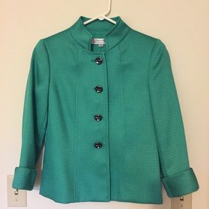 Tahari Kelley green blazer coat jacket. Size 2